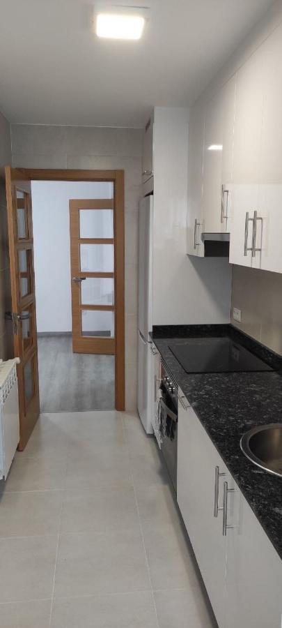 Apartamentos Rosali Ribadeo Exterior foto